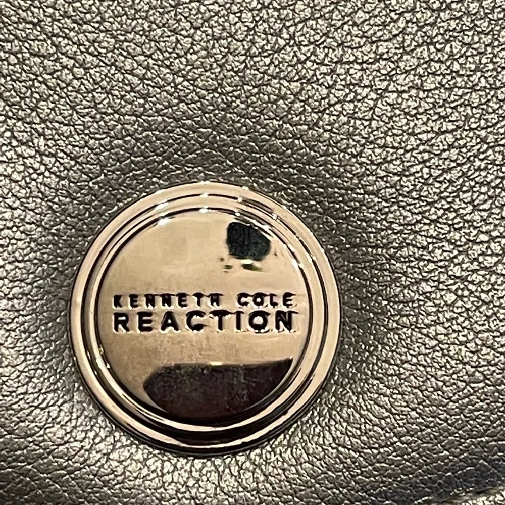 Kenneth Cole Reaction Silver‎ Envelope Flap Clutch
